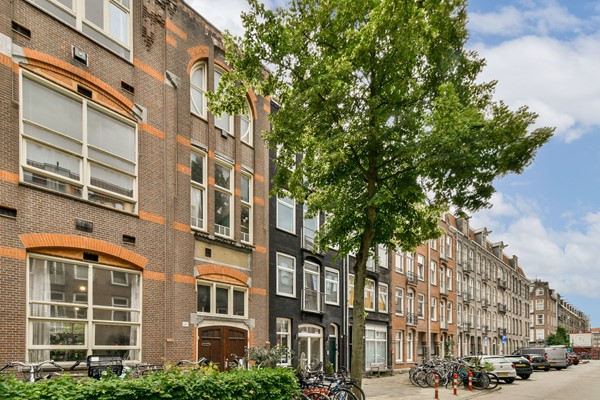 For sale: Kanaalstraat 151H, 1054XD Amsterdam